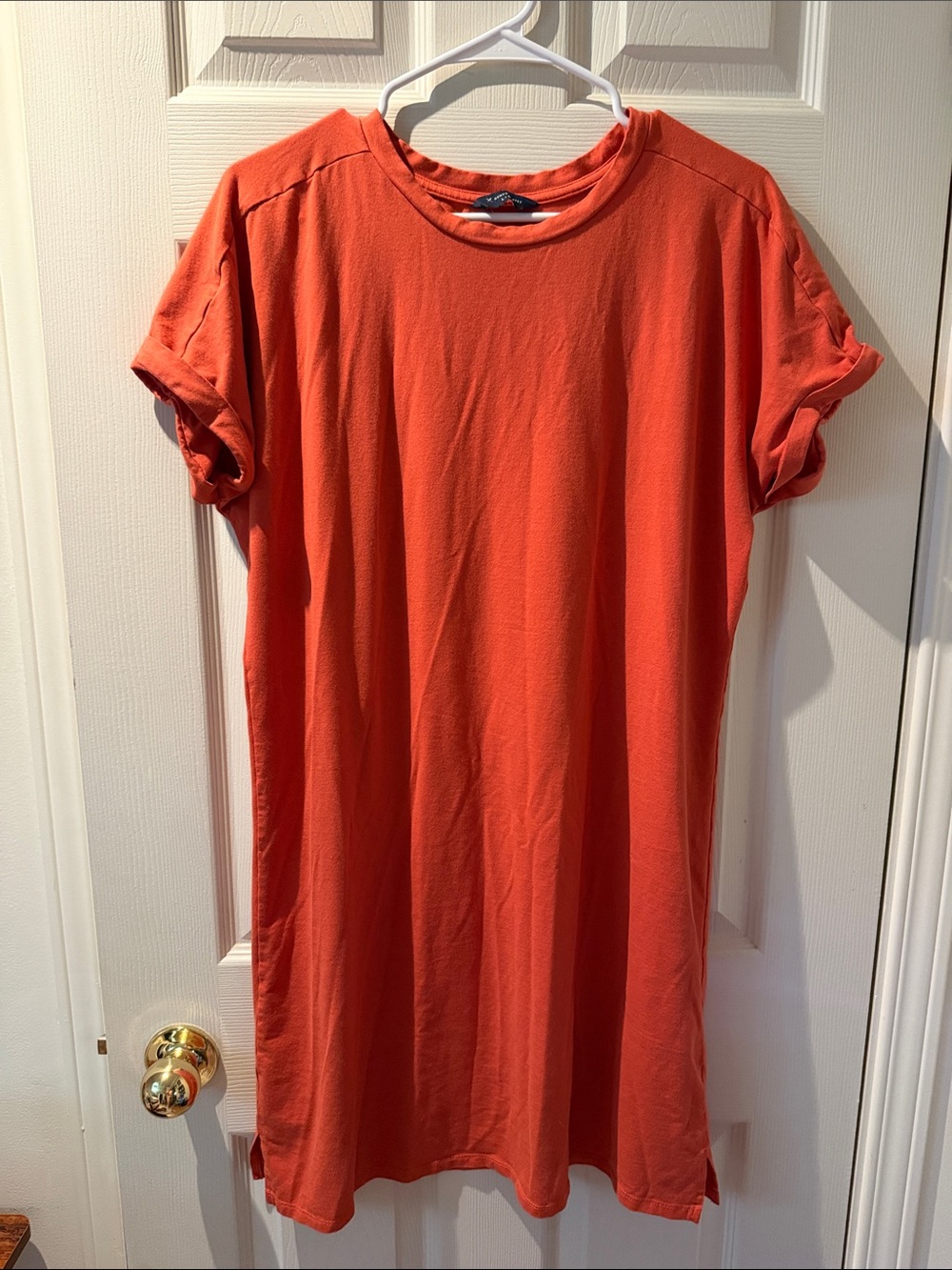 38 - Denver Hayes Orange Midi T-Shirt Dress